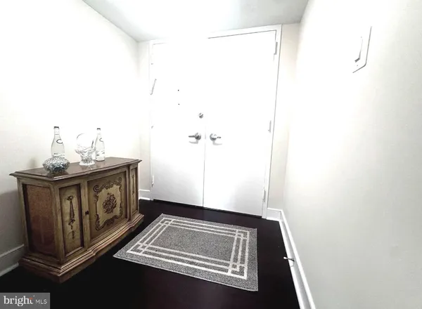 a view of utility room