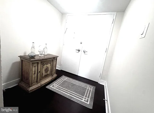 a view of utility room