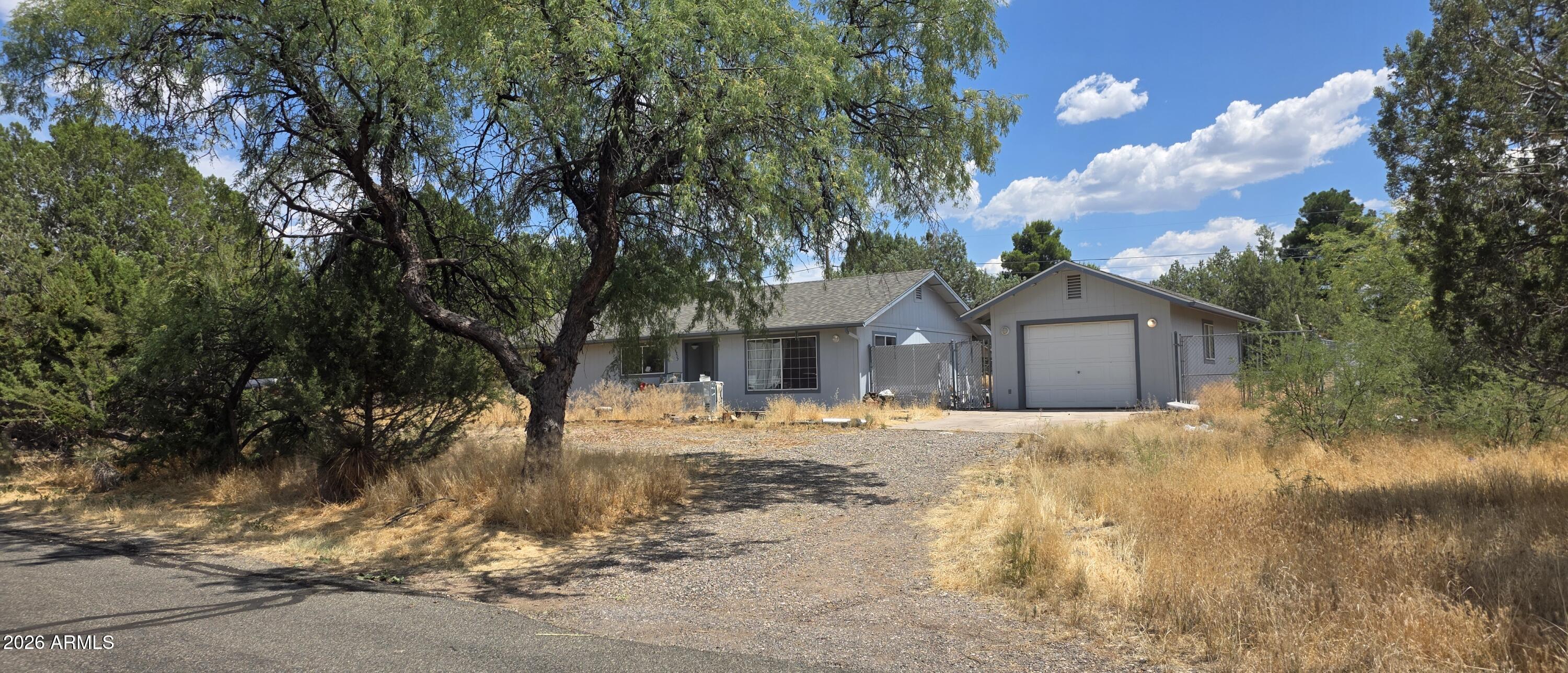 4805 East Cochise Drive Rimrock, AZ 86335 - Photo 1 of 31