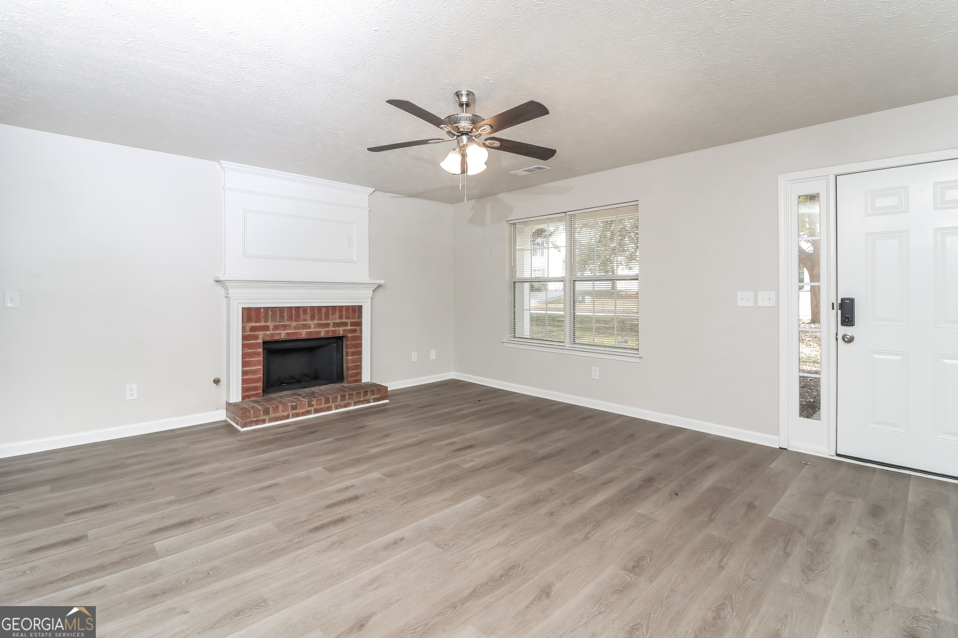 7250 Bridgeport Court Austell, GA 30168 - Photo 4 of 17