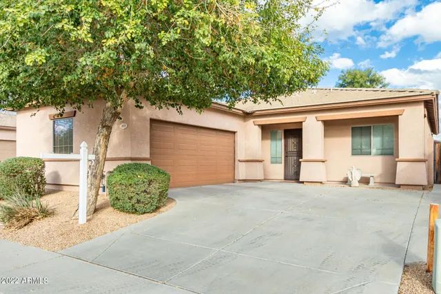 $2,100 | 1033 South Fresno Street, Chandler, AZ 85286