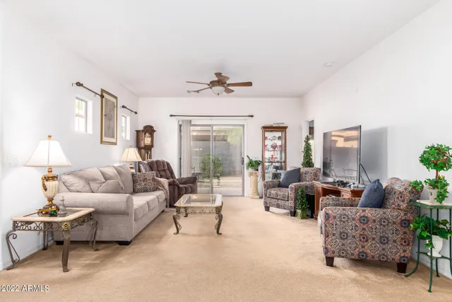 $2,100 | 1033 South Fresno Street, Chandler, AZ 85286