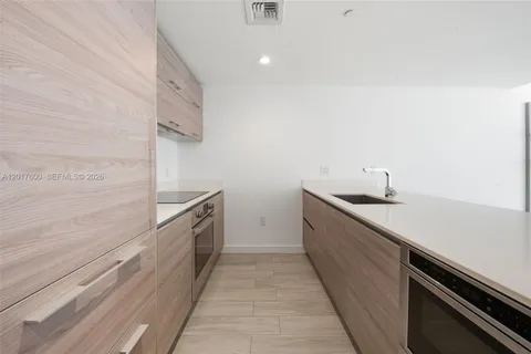 $675,000 | 1300 South Miami Avenue, Unit 1411, Miami, FL 33130