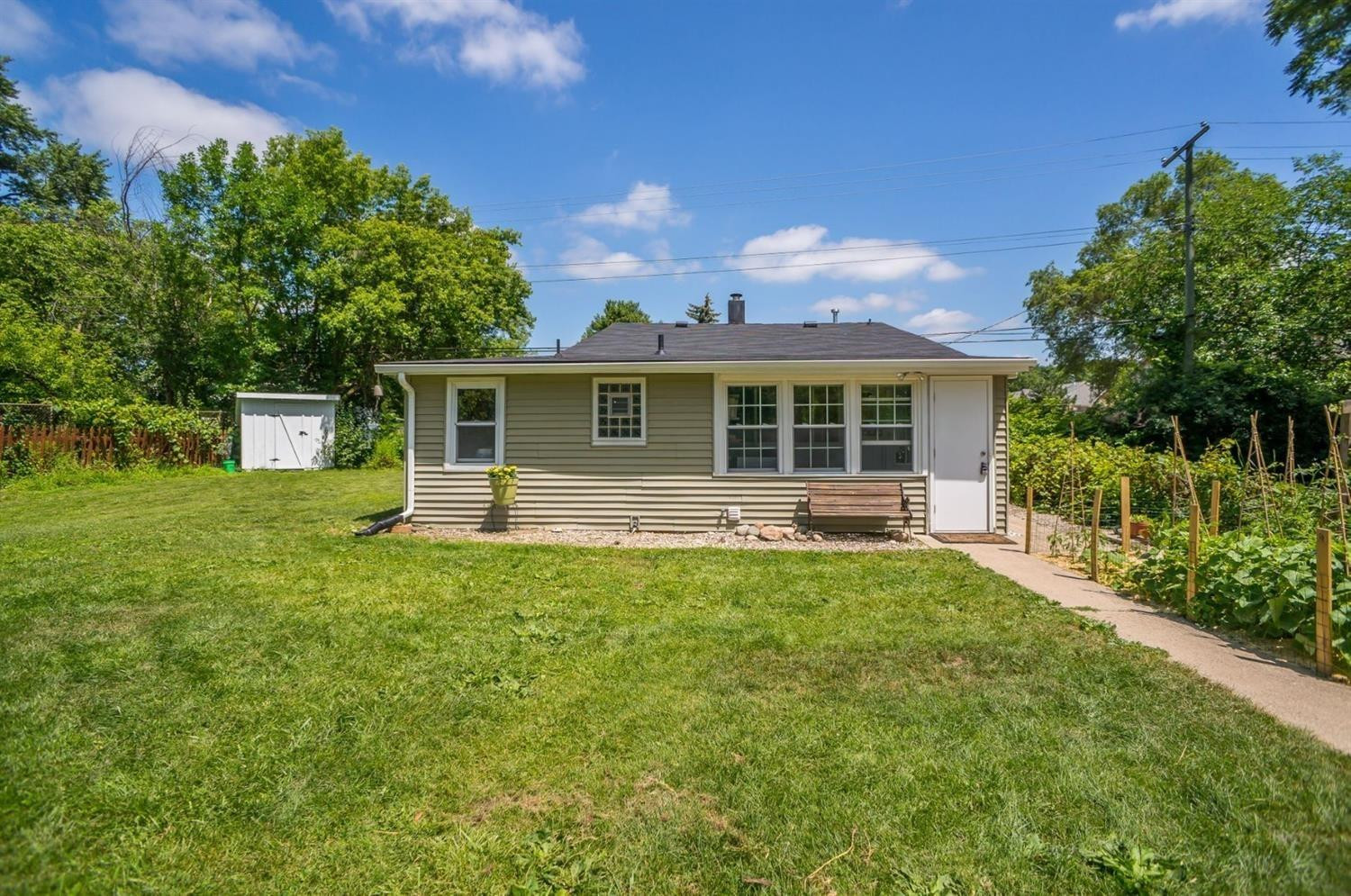 3075 Springbrook Street Ann Arbor, MI 48108 - Photo 2 of 25 Photo 2