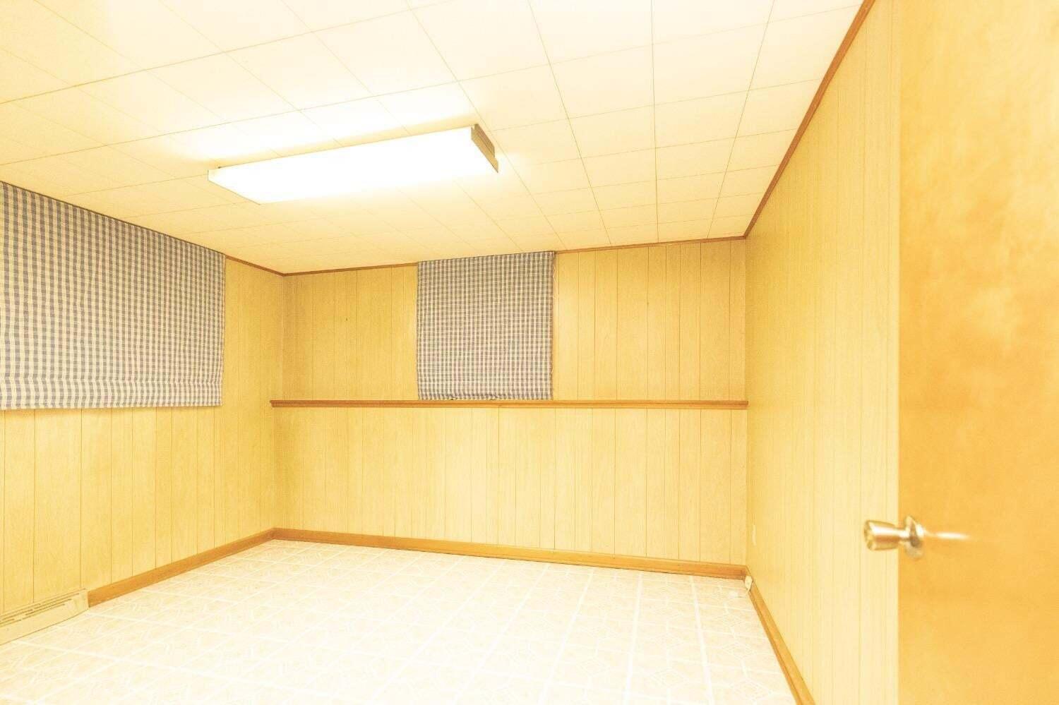 3136 Lois Place Highland, IN 46322 - Photo 16 of 21 1500x999