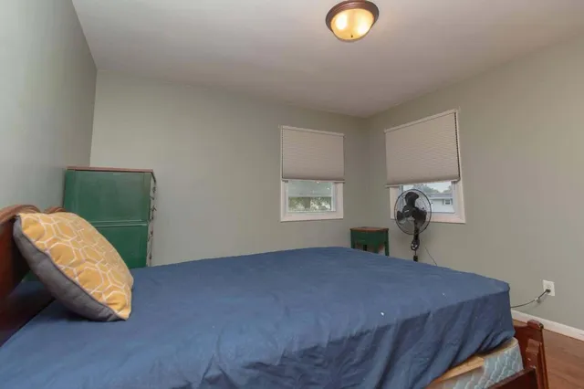 $2,000 | 3136 Lois Place, Highland, IN 46322