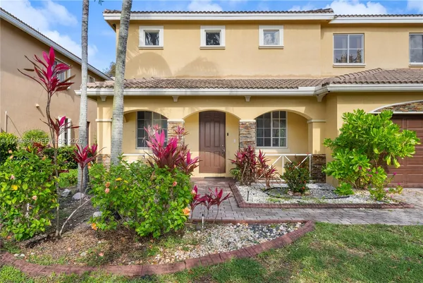 $670,000 | 20507 Northwest 9th Avenue, Miami Gardens, FL 33169