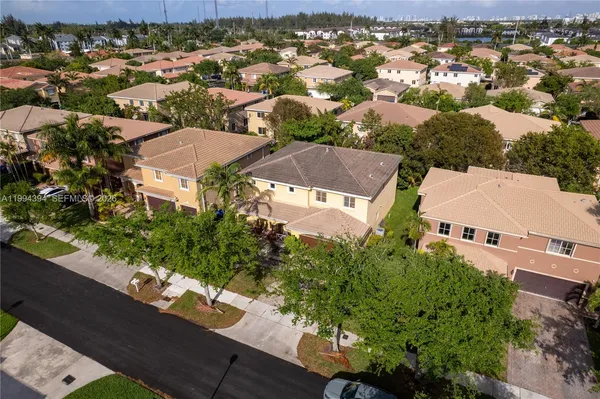 $670,000 | 20507 Northwest 9th Avenue, Miami Gardens, FL 33169
