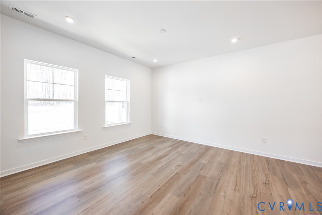 253 Whiteside Road Sandston, VA 23150 - Photo 5 of 34 Gallery Image 5