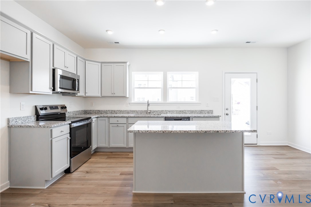 253 Whiteside Road Sandston, VA 23150 - Photo 7 of 34 Gallery Image 7