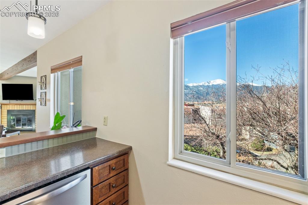 1142 Fontmore Road, Unit C Colorado Springs, CO 80904 - Photo 10 of 47