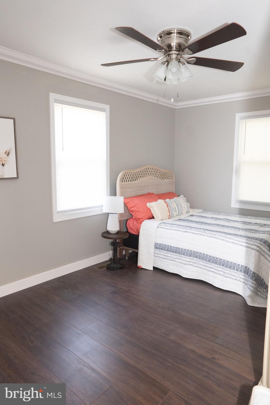915 Martin Road Baltimore, MD 21221 - Photo 11 of 34 Nice Size Bedrm w/lots of electrical outlets