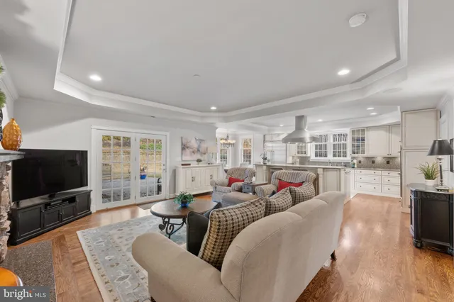 $2,995,000 | 6955 33rd Street Northwest, Washington, DC 20015