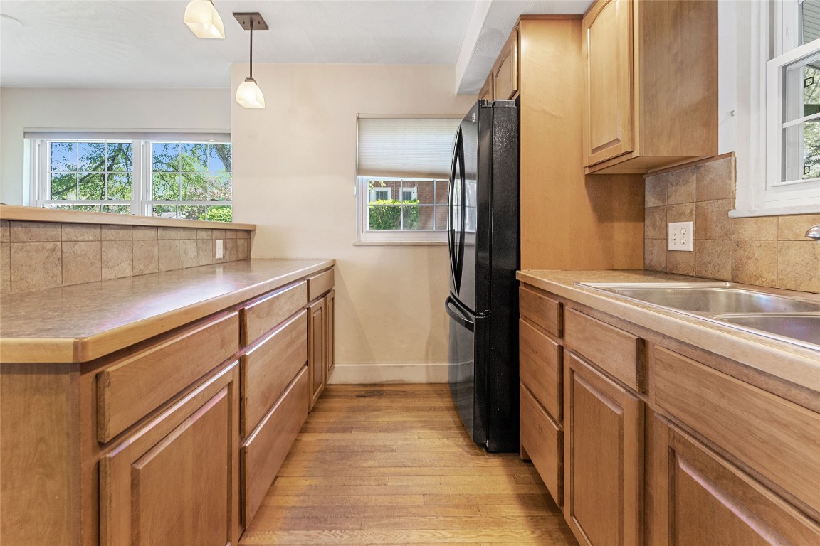 32 Brookfield Road Binghamton, NY 13903 - Photo 12 of 29 Gallery Image 12