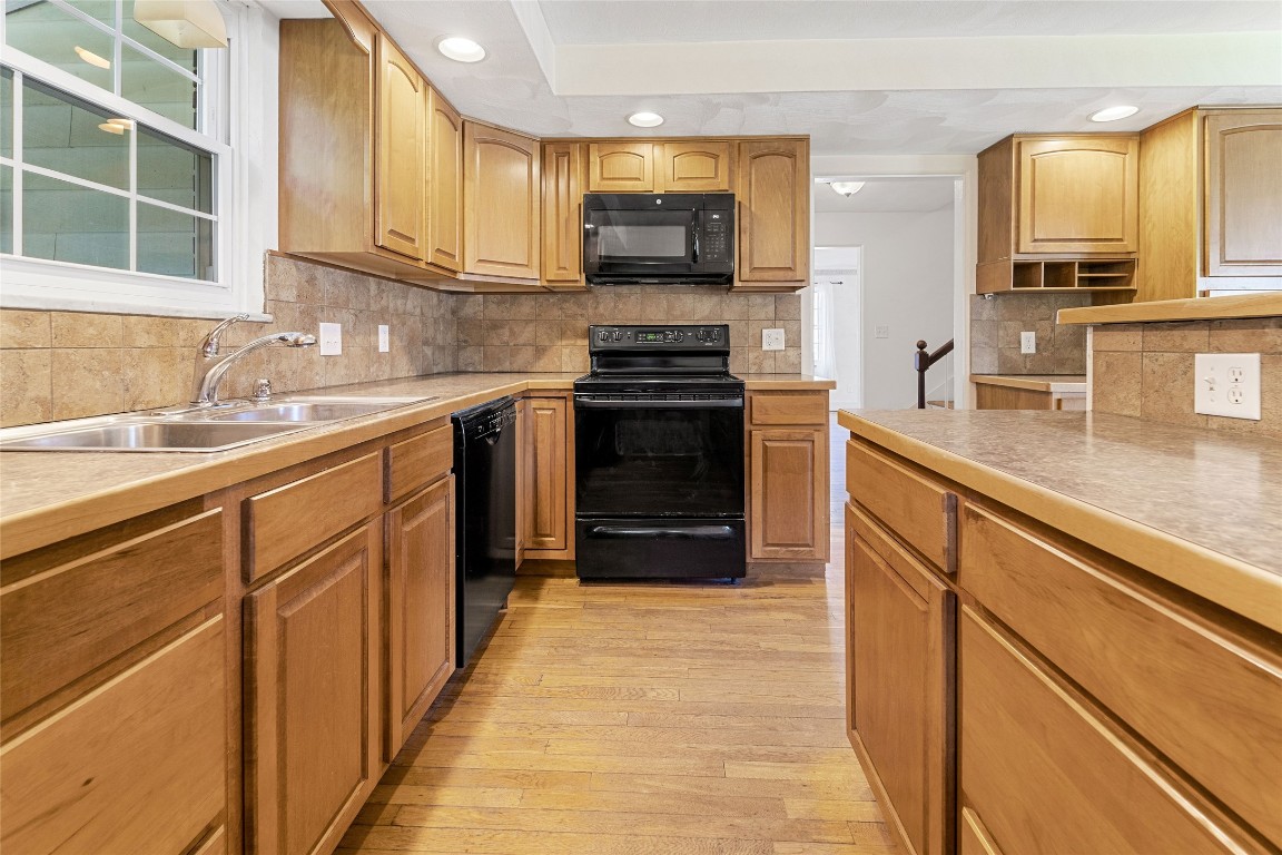 32 Brookfield Road Binghamton, NY 13903 - Photo 13 of 29 Gallery Image 13