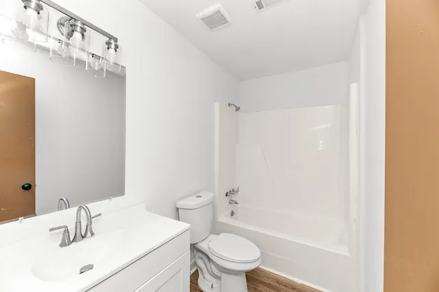 $2,300 | 1101 Stuart Drive, Moncks Corner, SC 29461