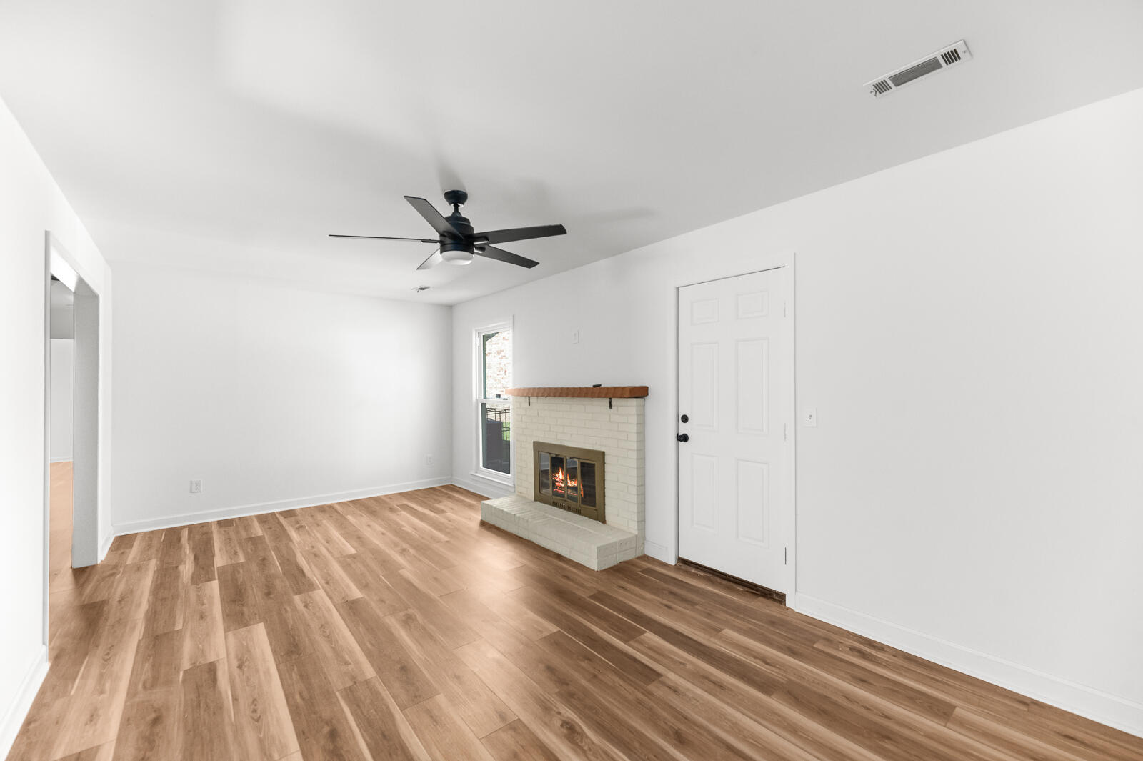 1101 Stuart Drive Moncks Corner, SC 29461 - Photo 4 of 17 1101 Stuart Dr 4 of 17
