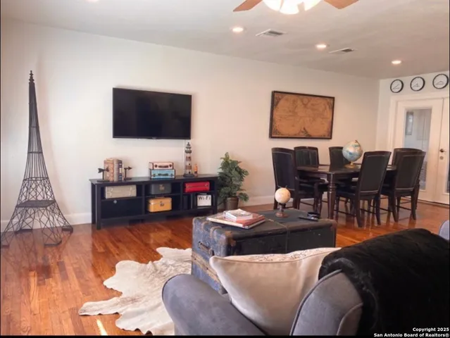 $2,500 | 257 Wellesley Boulevard, San Antonio, TX 78209