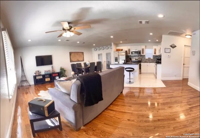 $2,500 | 257 Wellesley Boulevard, San Antonio, TX 78209