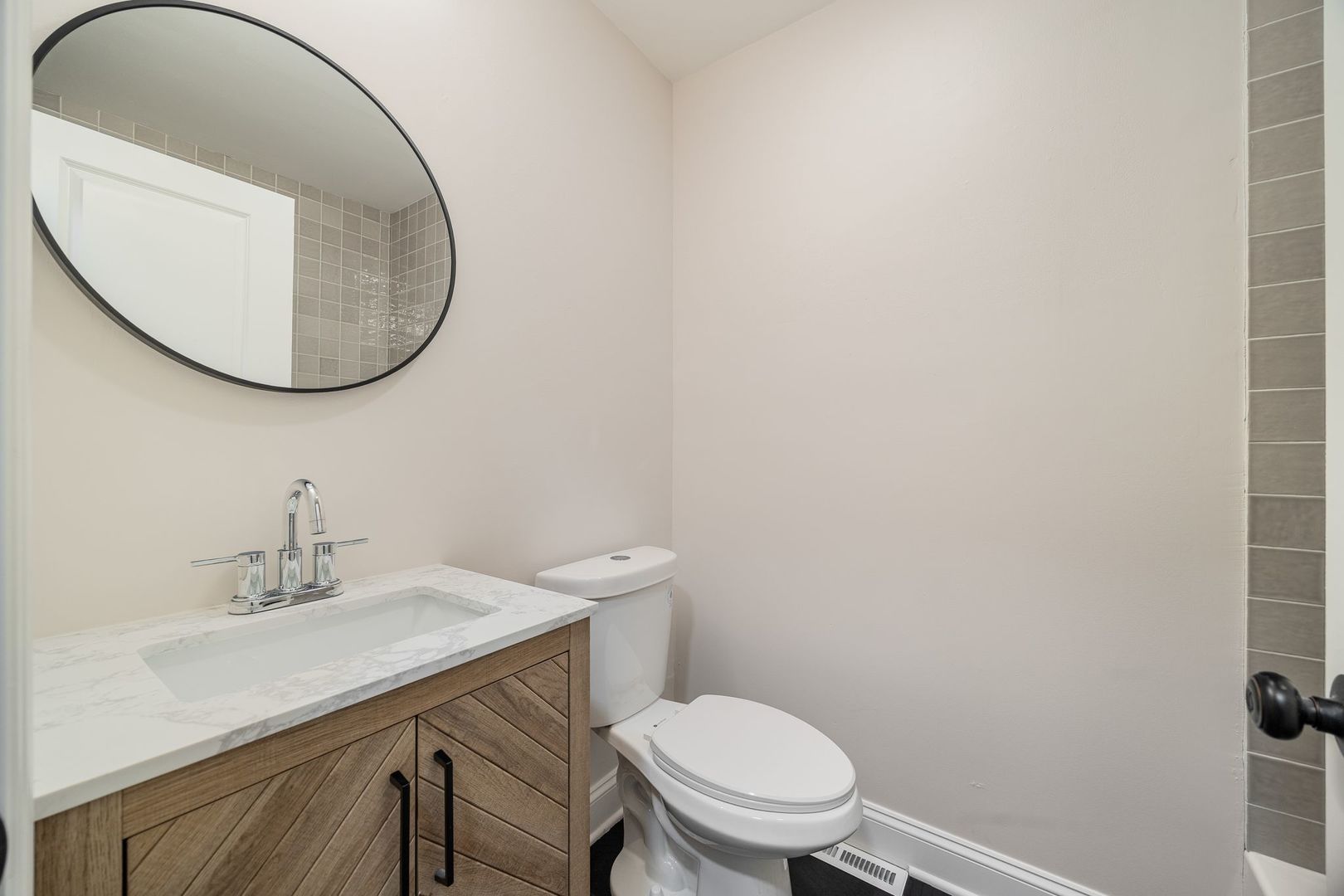 8809 44th Place Brookfield, IL 60513 - Photo 15 of 29