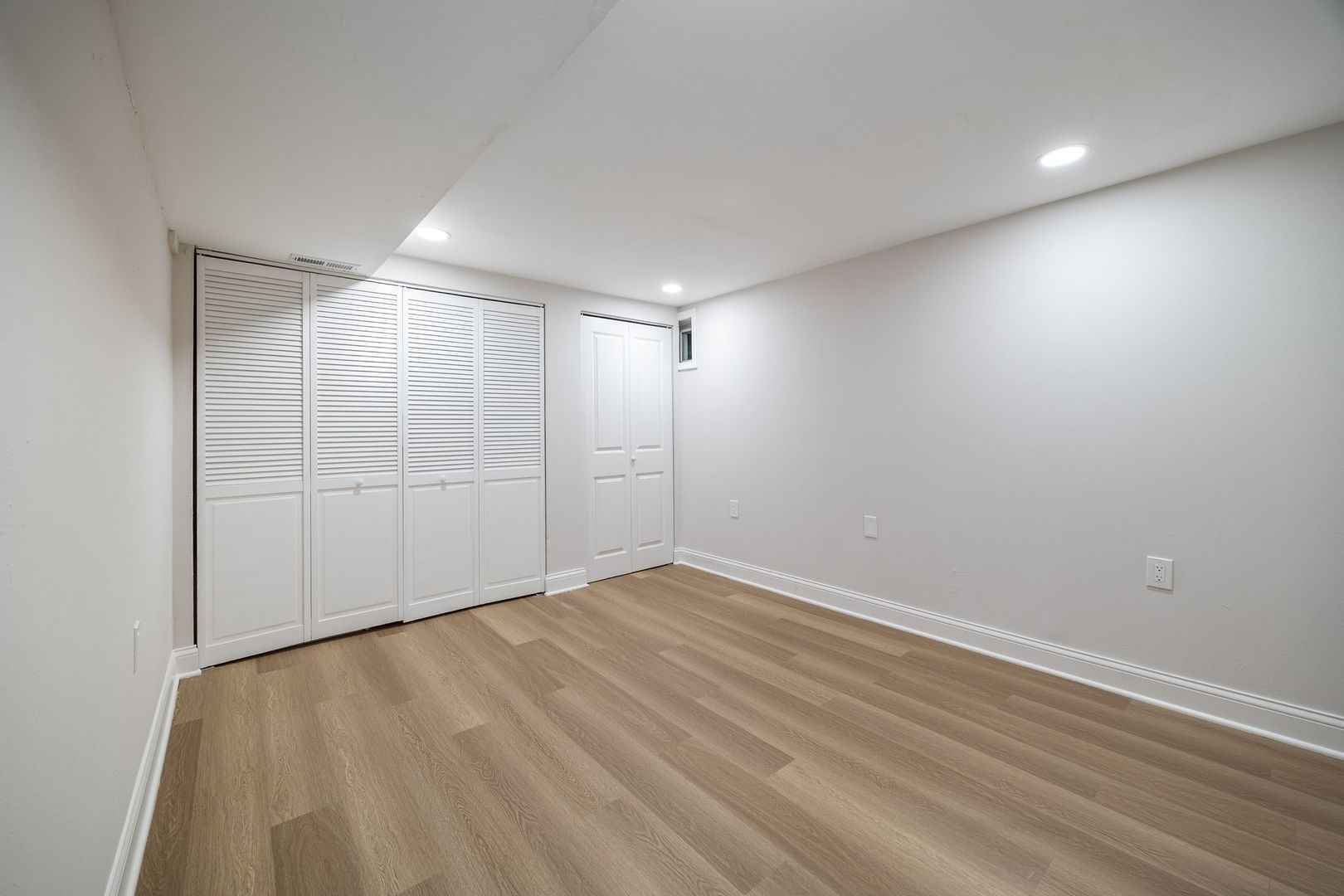 8809 44th Place Brookfield, IL 60513 - Photo 19 of 29