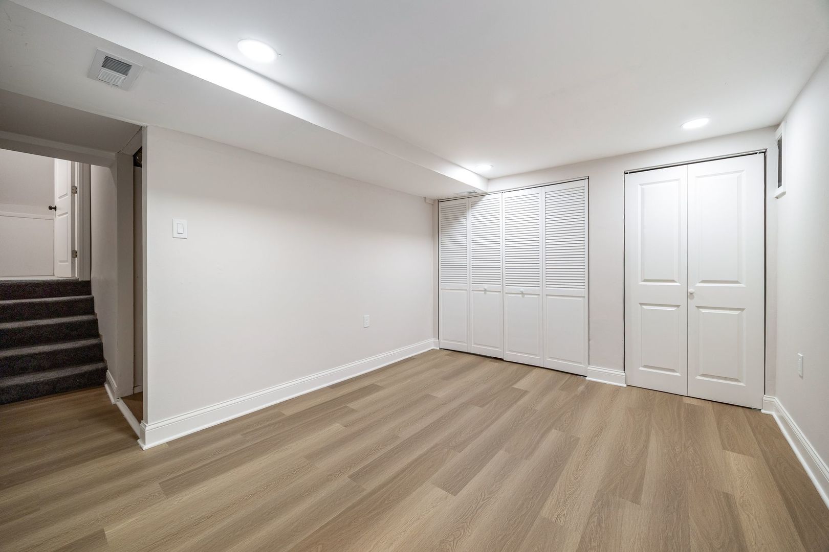 8809 44th Place Brookfield, IL 60513 - Photo 20 of 29