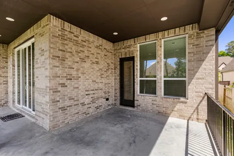 a view of entryway