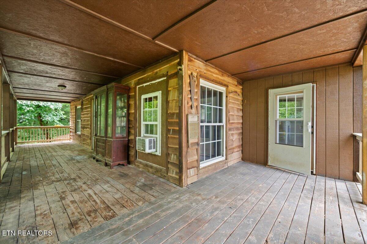 578 Fox Branch Road Clairfield, TN 37715 - Photo 6 of 38 32-578 Fox Branch Rd