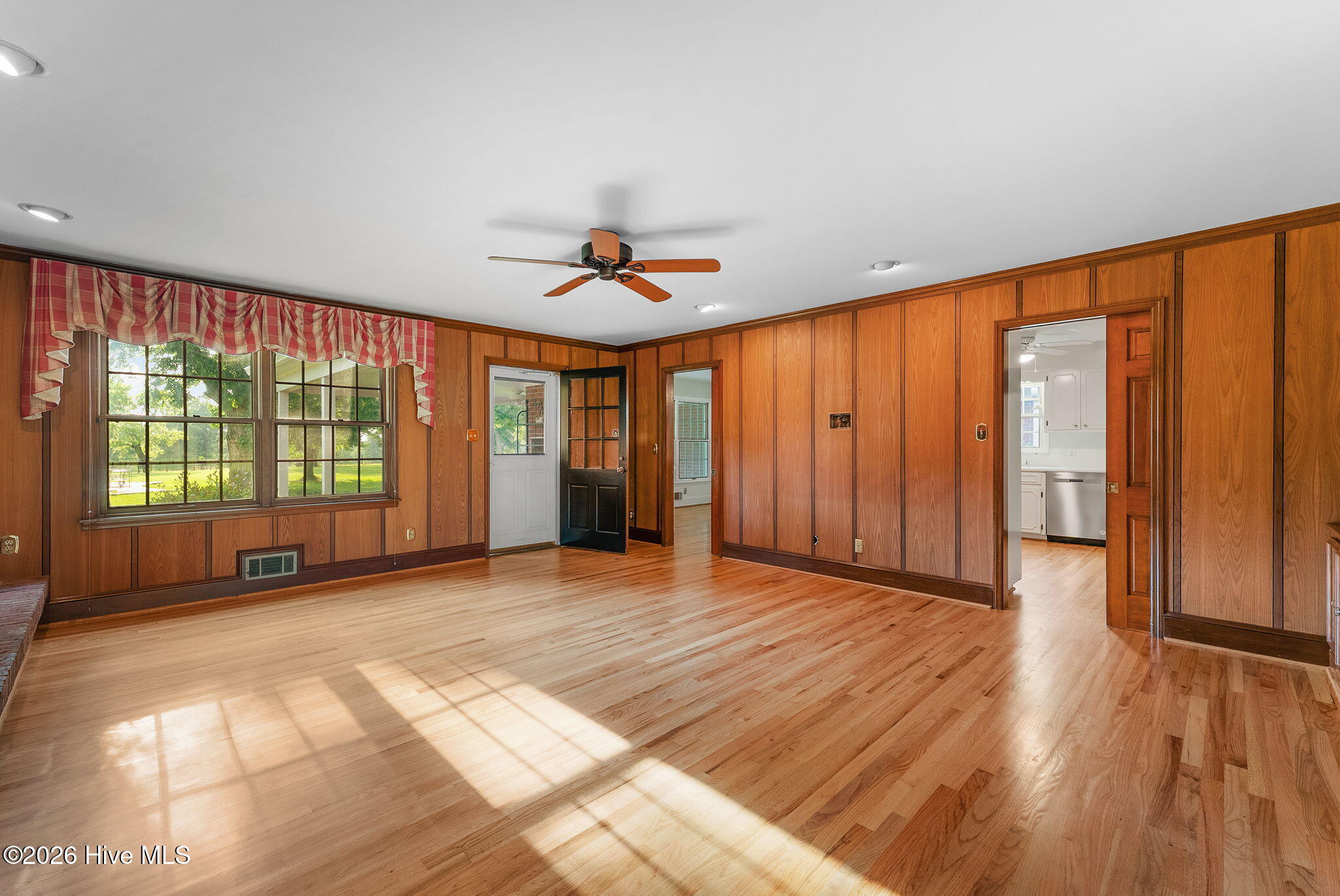 706 West Five Notch Road North Augusta, SC 29860 - Photo 14 of 62