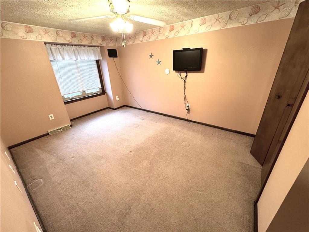 303 Kay Drive Pittsburgh, PA 15227 - Photo 21 of 45