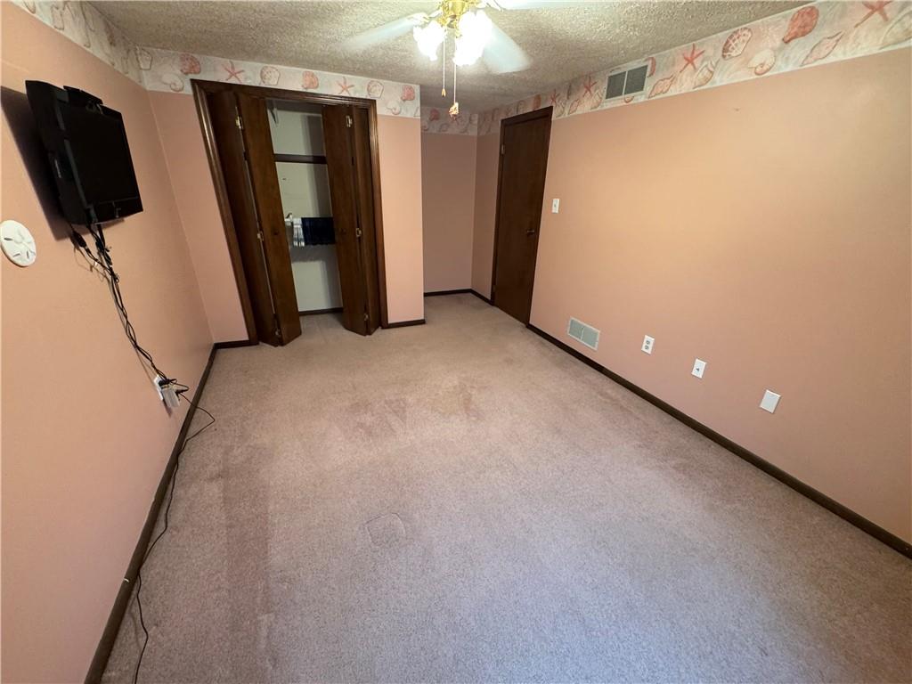 303 Kay Drive Pittsburgh, PA 15227 - Photo 22 of 45