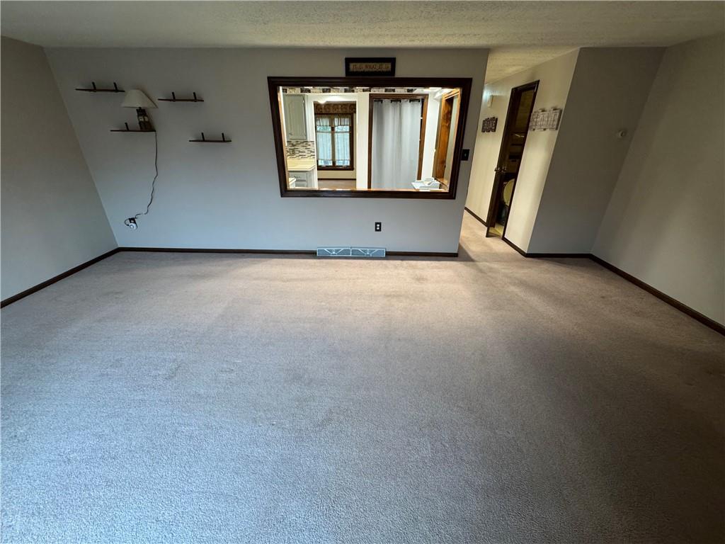 303 Kay Drive Pittsburgh, PA 15227 - Photo 10 of 45