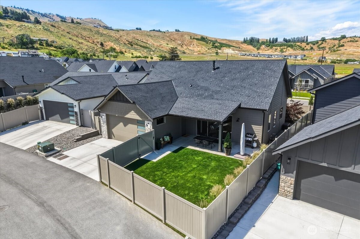 913 Racine Spgs Drive Wenatchee, WA 98801 - Photo 36 of 40