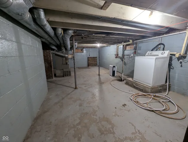 $179,900 | 6966 West Lora Drive, Boggstown, IN 46110