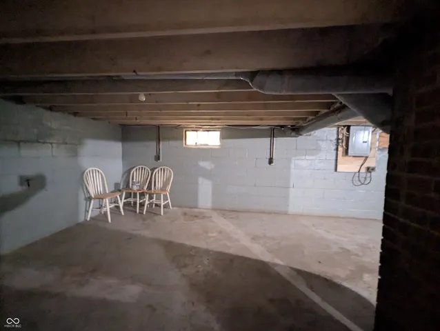 $179,900 | 6966 West Lora Drive, Boggstown, IN 46110