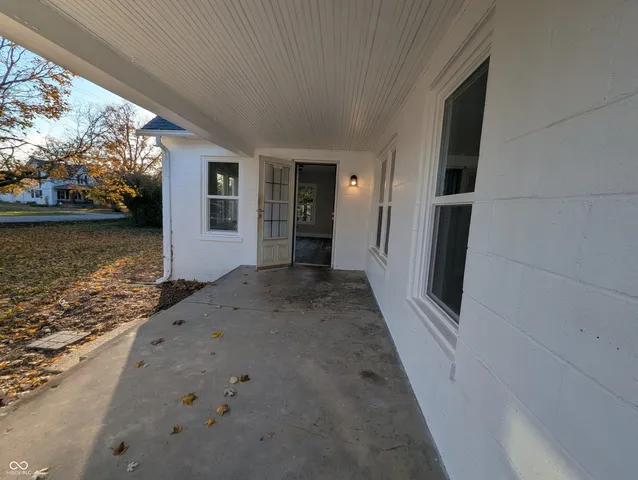 $179,900 | 6966 West Lora Drive, Boggstown, IN 46110