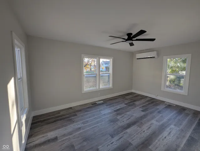 $179,900 | 6966 West Lora Drive, Boggstown, IN 46110