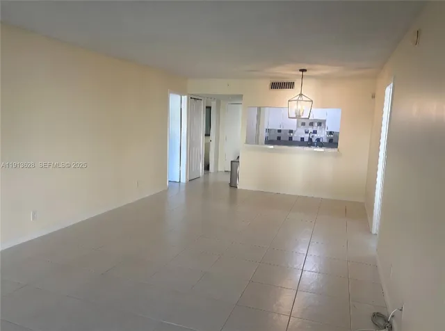 $2,300 | 303 Racquet Club Road, Unit 204, Weston, FL 33326