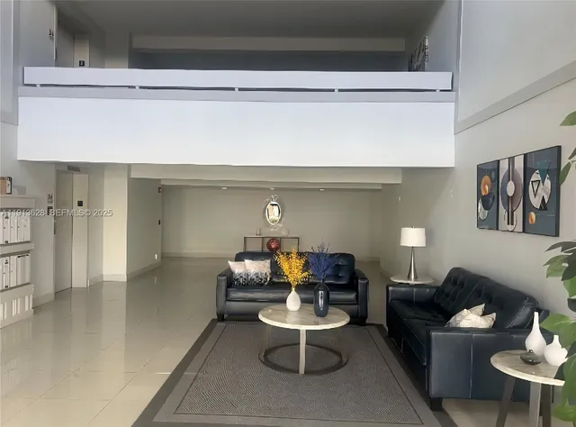 $2,300 | 303 Racquet Club Road, Unit 204, Weston, FL 33326