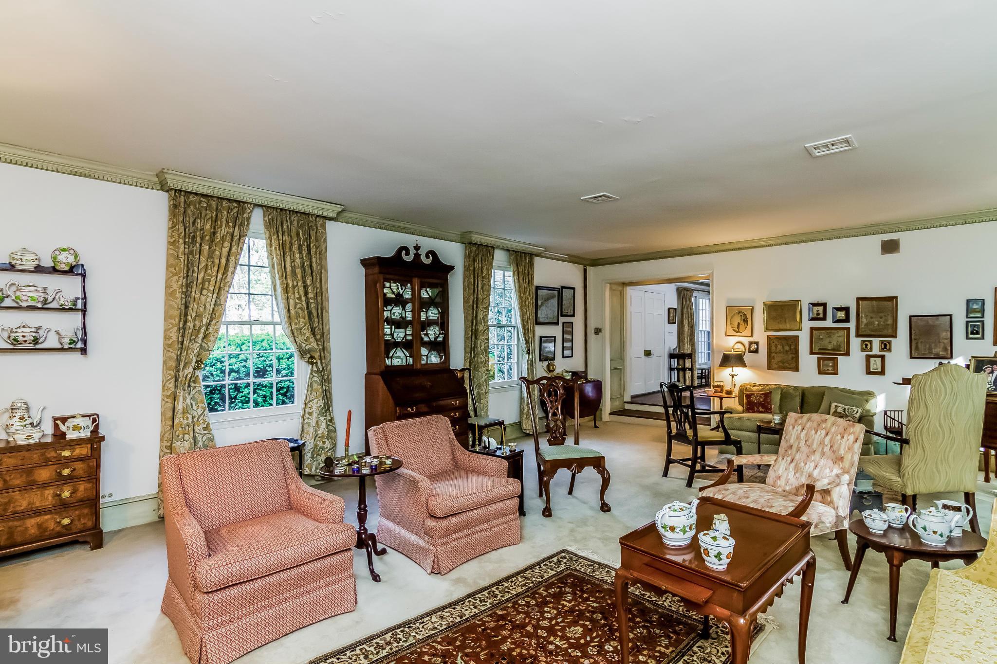 3416 Halcyon Road Stevenson, MD 21153 - Photo 5 of 29 Living Room