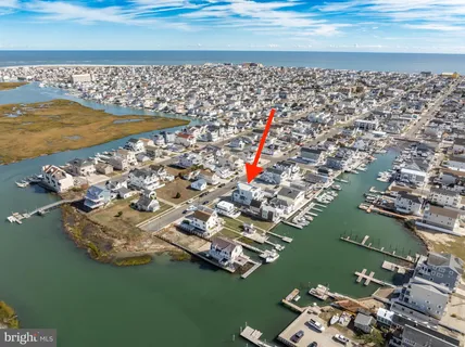 $2,500,000 | 420 West 17th Avenue, North Wildwood, NJ 08260