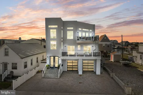 $2,150,000 | 420 West 17th Avenue, North Wildwood, NJ 08260