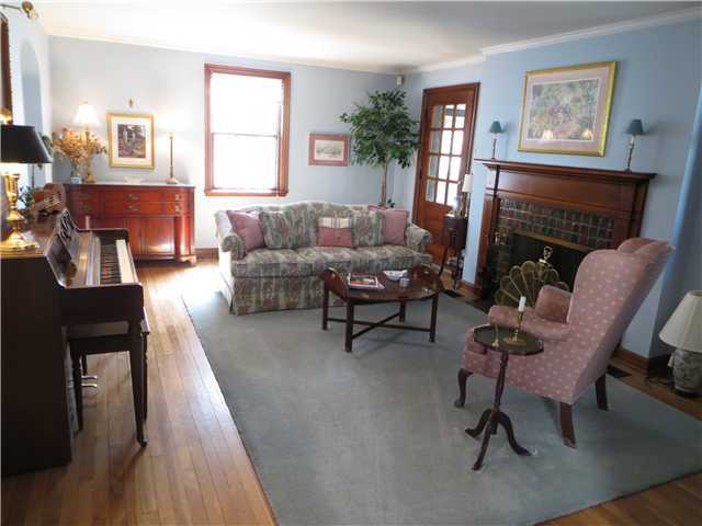 210 South Cassingham Road Bexley, OH 43209 - Photo 16 of 25 Gallery Image 16