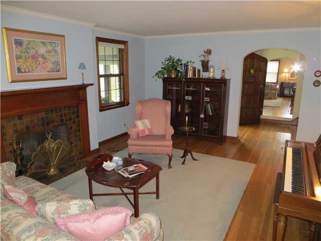 210 South Cassingham Road Bexley, OH 43209 - Photo 17 of 25 Gallery Image 17