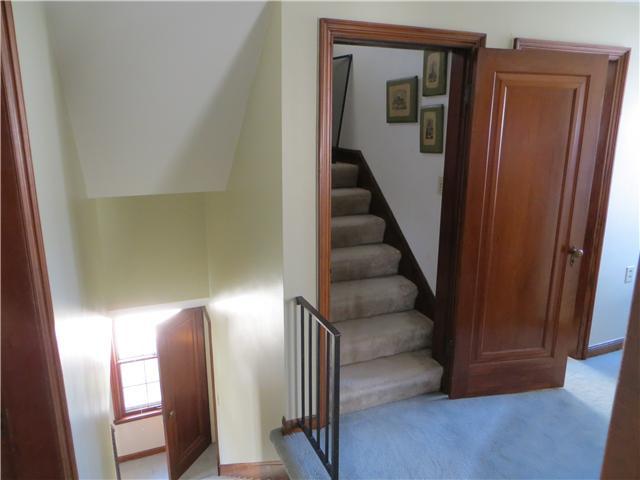 210 South Cassingham Road Bexley, OH 43209 - Photo 18 of 25 Gallery Image 18