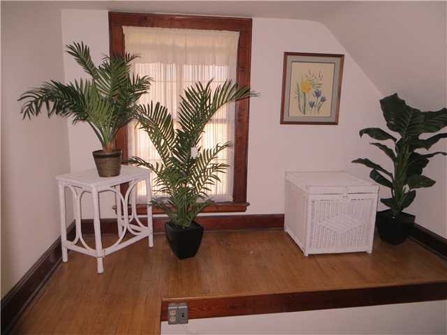 210 South Cassingham Road Bexley, OH 43209 - Photo 9 of 25 Gallery Image 9