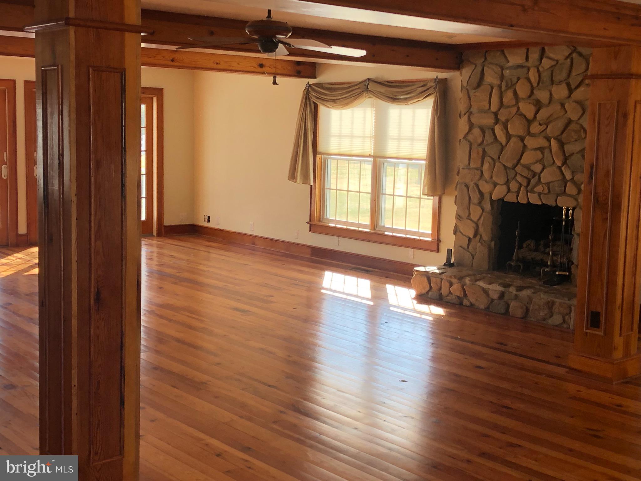 6363 Palmer Mill Road Hurlock, MD 21643 - Photo 17 of 52 Living Room