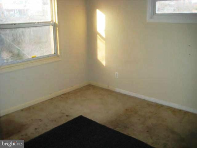 12110 Bluhill Road Silver Spring, MD 20902 - Photo 6 of 8 Community