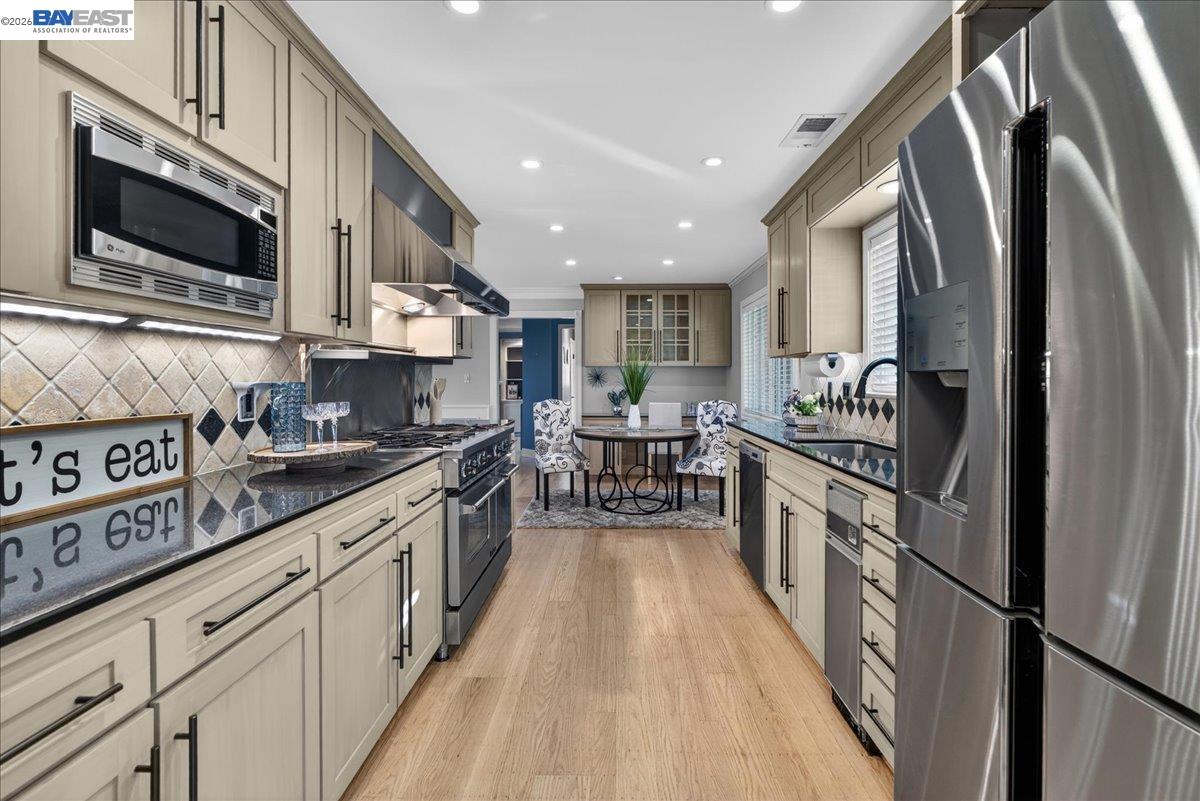 132 Metairie Place San Ramon, CA 94583 - Photo 16 of 44