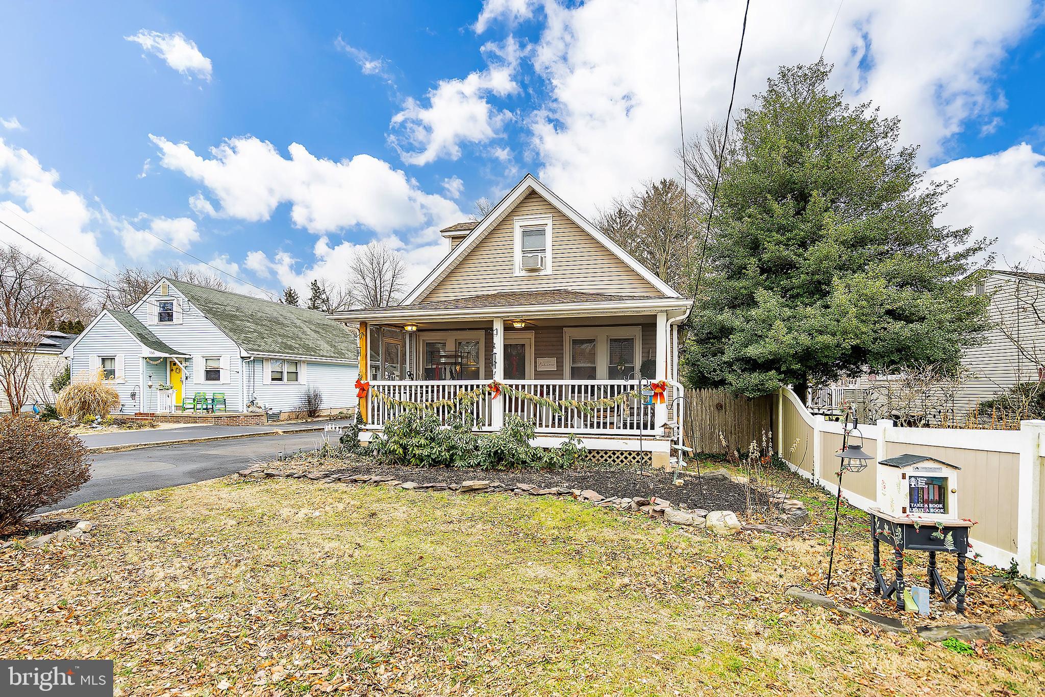 174 Crest Avenue Hamilton, NJ 08690 - Photo 4 of 29 a front view of a house with a yard